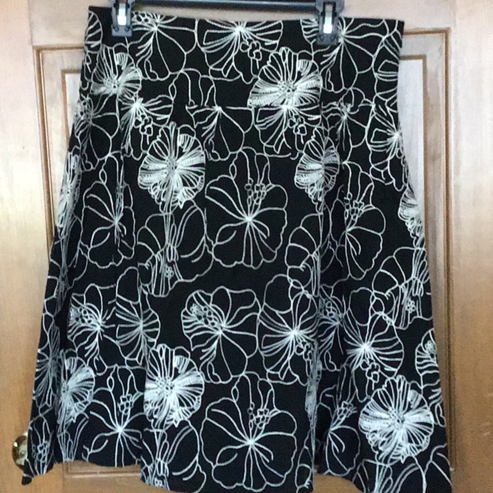 Chico’s Embroidered Skirt
